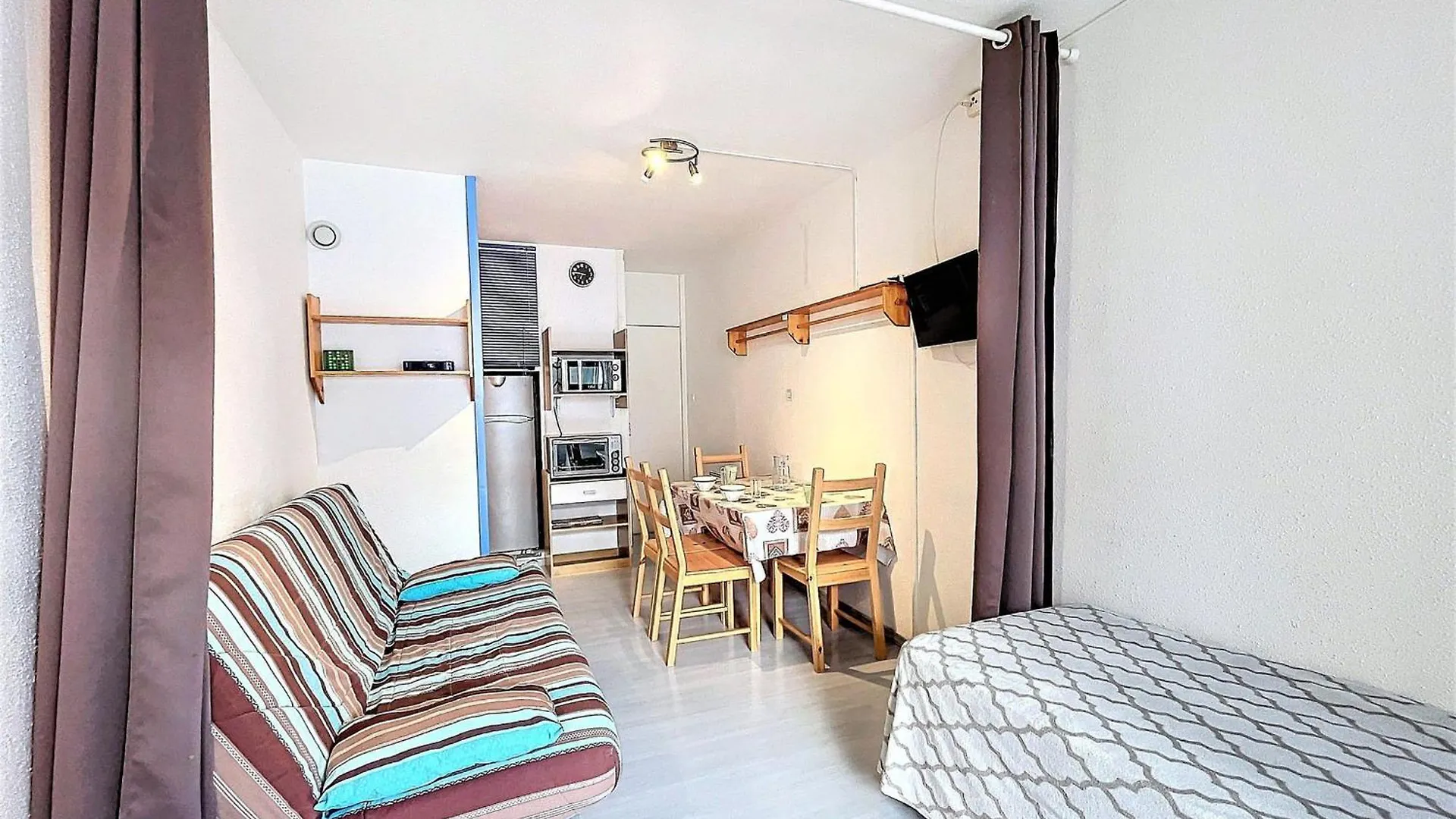 Studio Lumineux Au Pied Des Pistes Avec Grand Balcon Sud, Acces Piscine Chauffee, Centre-Station - Fr-1-267-175 Villarembert 0*,